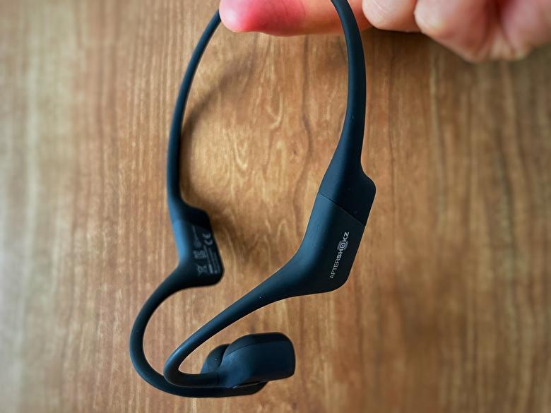 驚きの破格値SALE ＳＨＯＫＺ 骨伝導イヤホン ブラック [マイク対応