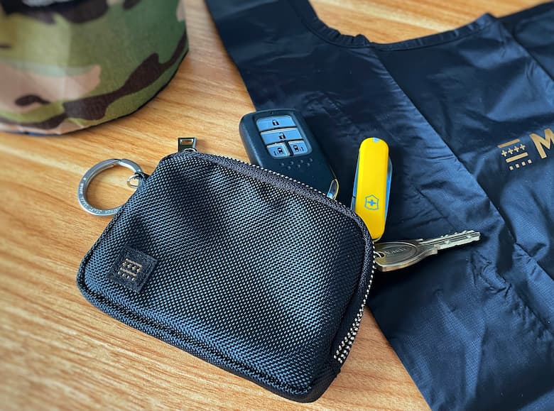 【財布の新常識】MUZOSA レビュー。財布とキーケース、エコバッグ一体型の実用的かつミニマルな財布。	