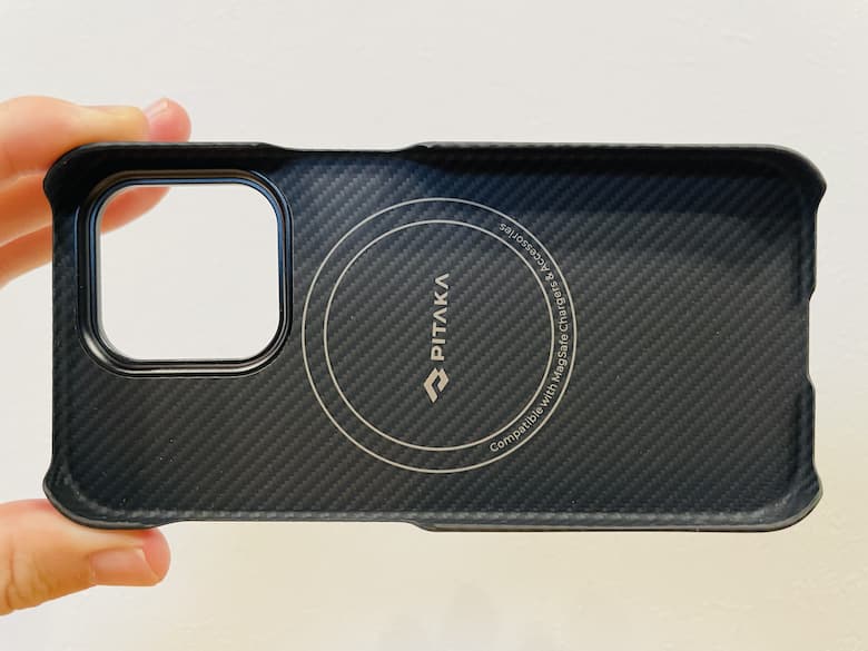 iPhone 14 Pro用	PITAKA MagEZ Case 3をレビュー｜「ラプソディー」と「序曲」を比較