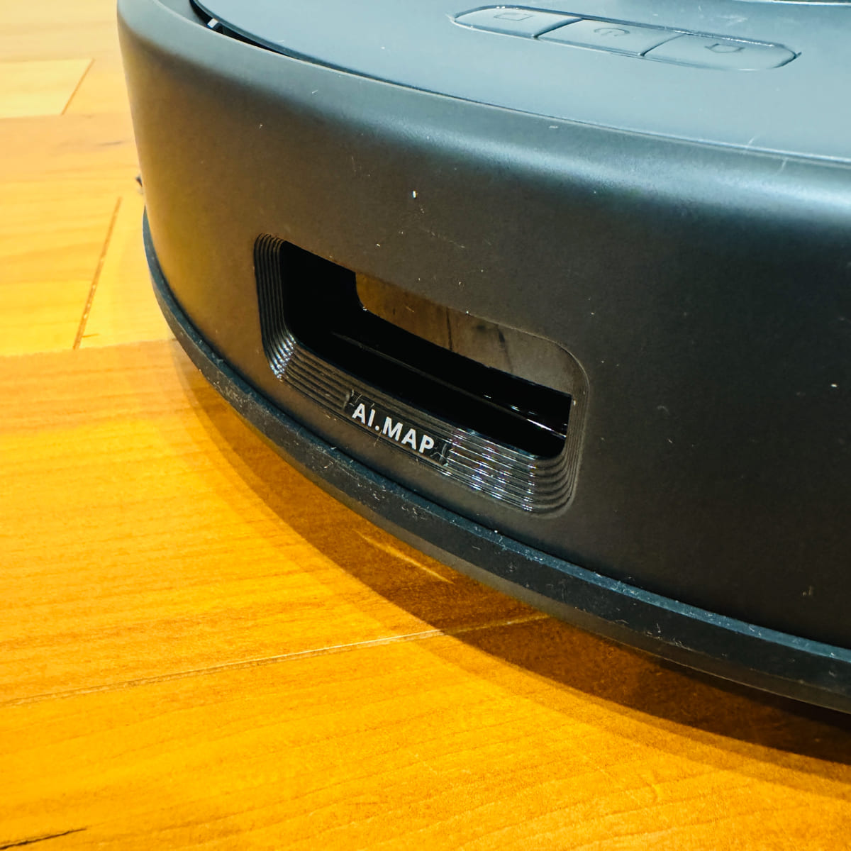Eufy Clean X8 Pro with Self-Empty Station レビュー！驚くほど毛が絡まない！吸引力バツグンのロボット掃除機。